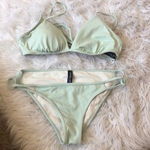 Adore me mint green bikini💙